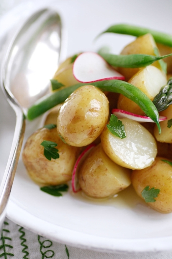 new potatoes with radish salad 454