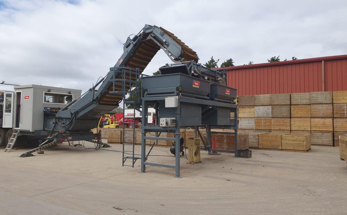 The FieldLoad PRO and high capacity MonstaFill box filler at Whitewater Potatoes